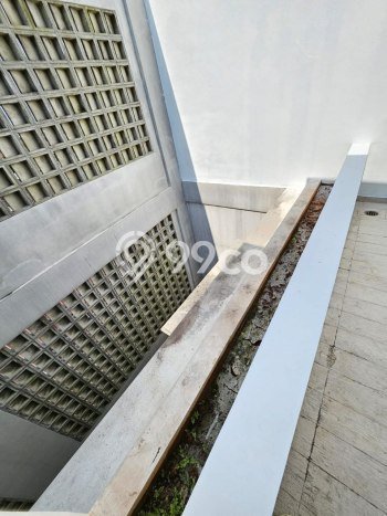 Rumah Mewah LB 250m2 Siap Pakai Desain Elegan di Pejaten, Jakarta Selatan Rumah Mewah LB 250m2 Siap Pakai Desain Elegan di Pejaten, Jakarta Selatan