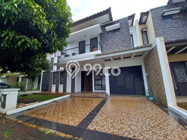 Rumah Elit LB 275m2 Siap Huni Desain Elegan di Cibubur, Jakarta Timur Rumah Elit LB 275m2 Siap Huni Desain Elegan di Cibubur, Jakarta Timur