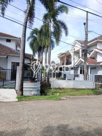 Rumah Modern 5 Kamar LT 194m2 di Jatiwaringin Rumah Modern 5 Kamar LT 194m2 di Jatiwaringin