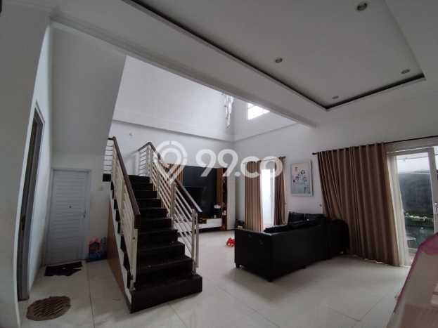 Rumah Modern Cantik 5 KT Siap Huni di Cilodong Rumah Modern Cantik 5 KT Siap Huni di Cilodong