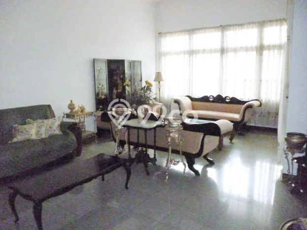Hunian Mewah LB 450m2 Siap Pakai Desain Elegan di Jaka Sampurna, Bekasi Hunian Mewah LB 450m2 Siap Pakai Desain Elegan di Jaka Sampurna, Bekasi