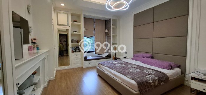 Hunian Elit LB 600m2 Siap Huni Desain Elegan di Kota Wisata, Jakarta Timur Hunian Elit LB 600m2 Siap Huni Desain Elegan di Kota Wisata, Jakarta Timur