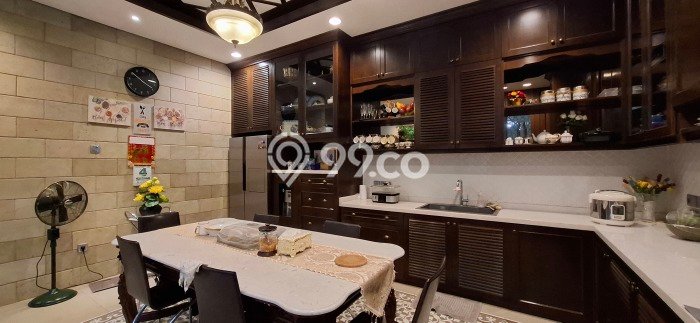 Hunian Elit LB 600m2 Siap Huni Desain Elegan di Kota Wisata, Jakarta Timur Hunian Elit LB 600m2 Siap Huni Desain Elegan di Kota Wisata, Jakarta Timur