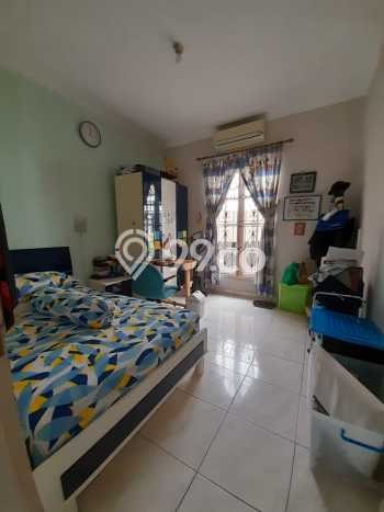Dijual Rumah Eksklusif 4 KT di Kota Wisata, Jakarta Timur Dijual Rumah Eksklusif 4 KT di Kota Wisata, Jakarta Timur