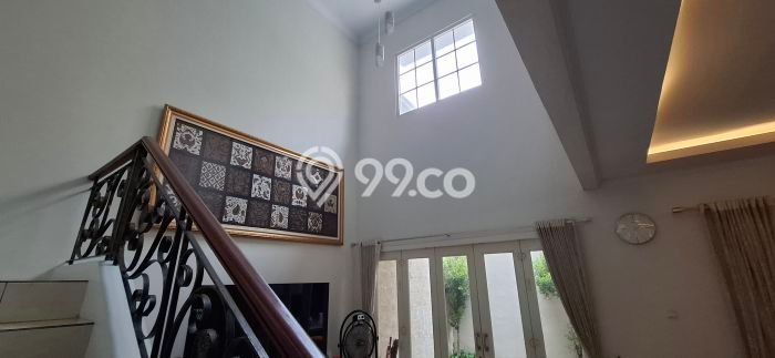 Rumah Elit Modern Siap Huni di Kota Wisata Jakarta Timur Rumah Elit Modern Siap Huni di Kota Wisata Jakarta Timur