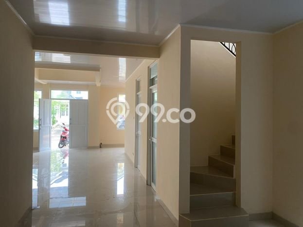 Rumah Minimalis 4 KT di Kota Wisata Jakarta Timur Unfurnished Rumah Minimalis 4 KT di Kota Wisata Jakarta Timur Unfurnished