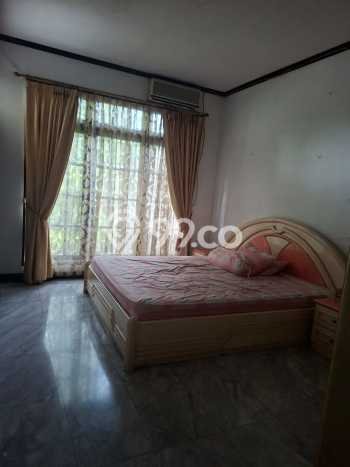 Rumah Luxury Modern Tanpa Renovasi di Rawamangun Jakarta Timur Rumah Luxury Modern Tanpa Renovasi di Rawamangun Jakarta Timur