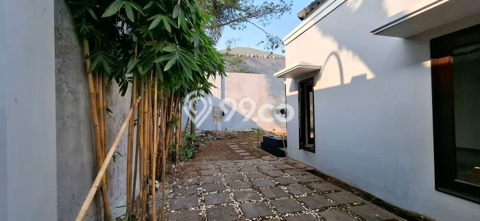 Rumah Elit Modern Siap Huni di Citra Grand Jakarta Timur Rumah Elit Modern Siap Huni di Citra Grand Jakarta Timur
