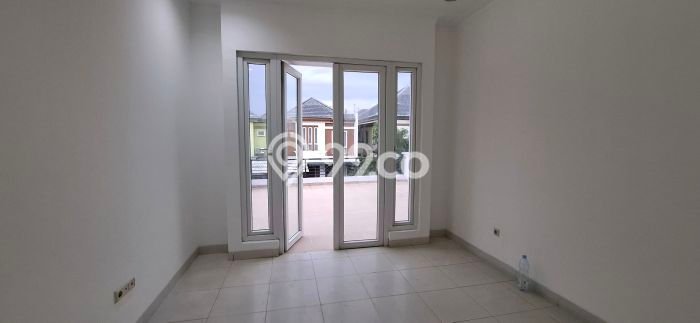 Jual Rumah Mewah Megah Dengan View Cantik di Kota Wisata, Bogor Jual Rumah Mewah Megah Dengan View Cantik di Kota Wisata, Bogor