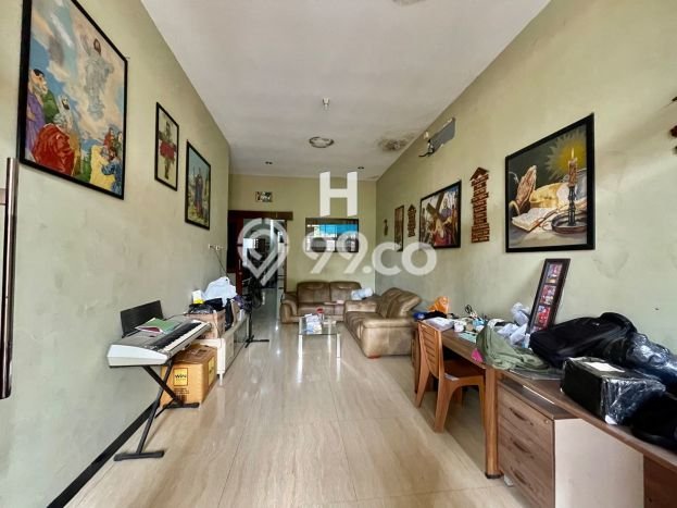 Hunian Eksklusif Siap Huni LT 230m2 di Banjarsari, Solo Hunian Eksklusif Siap Huni LT 230m2 di Banjarsari, Solo