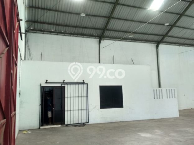 Gudang untuk disewa di Colomadu punya LT 1000m2 & LB 600m2 harga sewa kompetitif Gudang untuk disewa di Colomadu punya LT 1000m2 & LB 600m2 harga sewa kompetitif