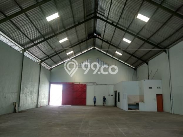Gudang untuk disewa di Colomadu punya LT 1000m2 & LB 600m2 harga sewa kompetitif Gudang untuk disewa di Colomadu punya LT 1000m2 & LB 600m2 harga sewa kompetitif