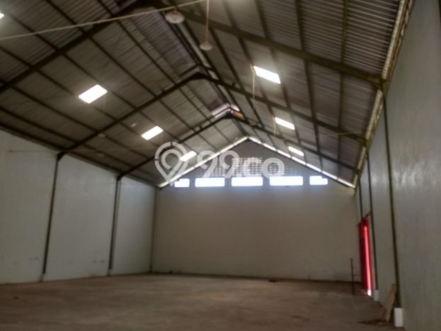 Gudang untuk disewa di Colomadu punya LT 1000m2 & LB 600m2 harga sewa kompetitif Gudang untuk disewa di Colomadu punya LT 1000m2 & LB 600m2 harga sewa kompetitif
