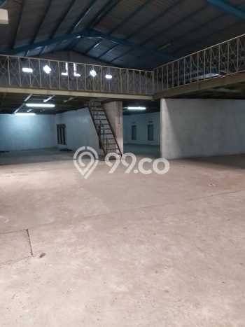 Gudang paling strategis disewakan di Banjarsari Solo Gudang paling strategis disewakan di Banjarsari Solo
