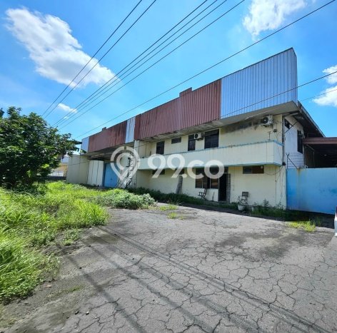 Unit Gudang Dijual di Kartasura Sukoharjo Luas Bangunan 3200m2 Unit Gudang Dijual di Kartasura Sukoharjo Luas Bangunan 3200m2