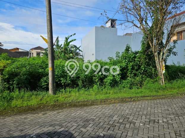 Jarang Ada! Tanah di Solo Baru Punya Luas 210m2 SHM Jarang Ada! Tanah di Solo Baru Punya Luas 210m2 SHM