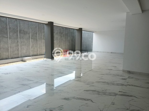 For Sale! Luxury House LT 280m2 Desain Modern di Jangli For Sale! Luxury House LT 280m2 Desain Modern di Jangli