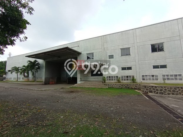 Unit Gudang Paling Strategis di Tugu Semarang dengan LB 1500m2 Unit Gudang Paling Strategis di Tugu Semarang dengan LB 1500m2