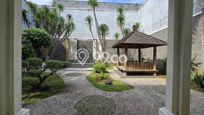 Ready to Use! Premium House LT 450m2 Desain Modern di Gading Serpong Ready to Use! Premium House LT 450m2 Desain Modern di Gading Serpong
