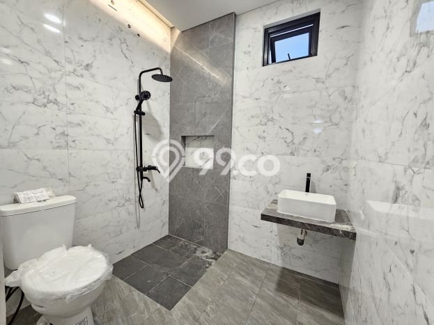 Dijual Rumah Modern 2 KT di Gading Serpong, Tangerang Dijual Rumah Modern 2 KT di Gading Serpong, Tangerang