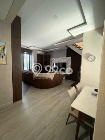 Dijual Rumah Premium dengan Fasilitas Sekitar Lengkap di BSD, Tangerang Selatan Dijual Rumah Premium dengan Fasilitas Sekitar Lengkap di BSD, Tangerang Selatan