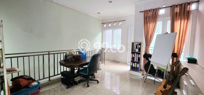 Hunian Elit LB 256m2 Siap Pakai Desain Elegan di Gading Serpong, Tangerang Hunian Elit LB 256m2 Siap Pakai Desain Elegan di Gading Serpong, Tangerang