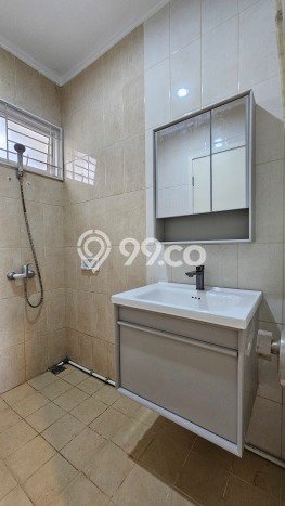 Dijual Hunian Rumah Terawat 3 KT di Gading Serpong, Tangerang Dijual Hunian Rumah Terawat 3 KT di Gading Serpong, Tangerang