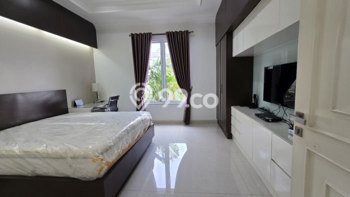 Ready to Use! Premium House LT 450m2 Desain Modern di Gading Serpong Ready to Use! Premium House LT 450m2 Desain Modern di Gading Serpong