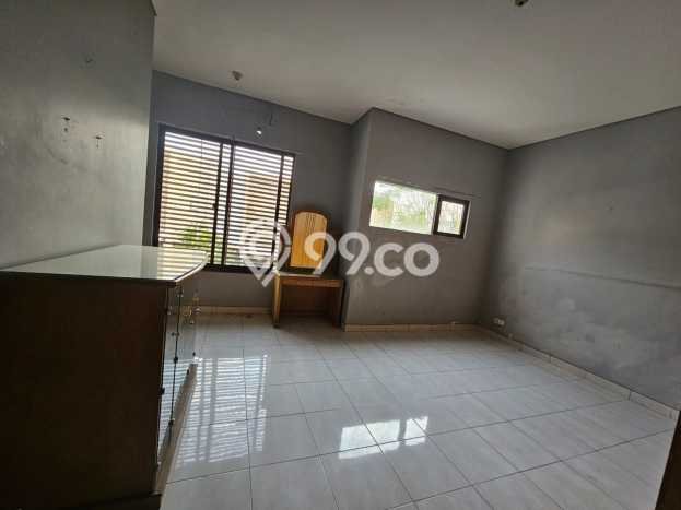 Hunian Mewah Dijual LT 180m2 di BSD, Tangerang Selatan Hunian Mewah Dijual LT 180m2 di BSD, Tangerang Selatan