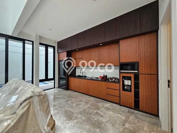 Rumah Luxury Modern Siap Huni di Alam Sutera Tangerang Rumah Luxury Modern Siap Huni di Alam Sutera Tangerang