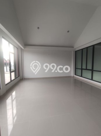 Disewakan Gudang di Kawasan Ramai Teluk Naga Luas 240m2 Disewakan Gudang di Kawasan Ramai Teluk Naga Luas 240m2