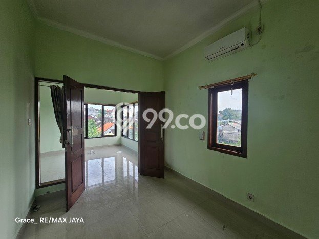 Jarang Ada! Rumah Sewa 5 Kamar Bagus Siap Huni Padangsambian Kaja Jarang Ada! Rumah Sewa 5 Kamar Bagus Siap Huni Padangsambian Kaja
