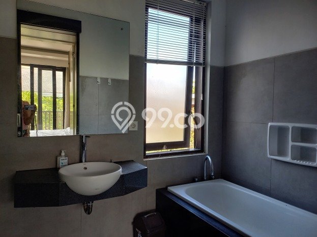LOKASI PREMIUM! Vila Kawasan , Luas 0m2m², Dekat ke Pusat Kota LOKASI PREMIUM! Vila Kawasan , Luas 0m2m², Dekat ke Pusat Kota