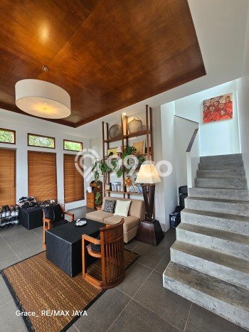 Vila Premium Kawasan , Luas 203m2m², Area Nyaman untuk keluarga Vila Premium Kawasan , Luas 203m2m², Area Nyaman untuk keluarga