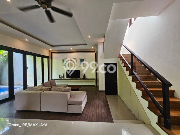 LOKASI PREMIUM! Vila Kawasan , Luas 0m2m², Dekat ke Pusat Kota LOKASI PREMIUM! Vila Kawasan , Luas 0m2m², Dekat ke Pusat Kota