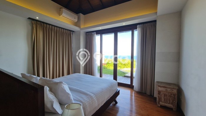 Vila di , Area 450m2m², Posisi Strategis Vila di , Area 450m2m², Posisi Strategis