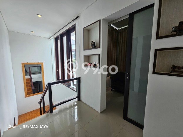 LOKASI PREMIUM! Vila Kawasan , Luas 0m2m², Dekat ke Pusat Kota LOKASI PREMIUM! Vila Kawasan , Luas 0m2m², Dekat ke Pusat Kota