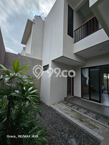 Vila Premium Kawasan , Area 0m2m², Available Segera Vila Premium Kawasan , Area 0m2m², Available Segera