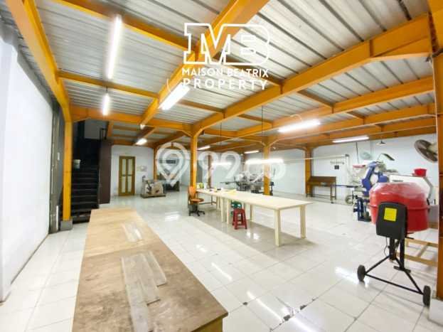 Gudang Area Bisnis di Setu, Luas 300m², Pusat Niaga Gudang Area Bisnis di Setu, Luas 300m², Pusat Niaga