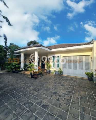 Dijual Rumah Elit Exclusive di Kebon Jeruk, Jakarta Barat Dijual Rumah Elit Exclusive di Kebon Jeruk, Jakarta Barat