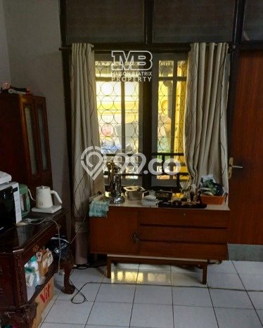 Rumah Modern 3 Kamar LT 186m2 di Villa Melati Mas Rumah Modern 3 Kamar LT 186m2 di Villa Melati Mas