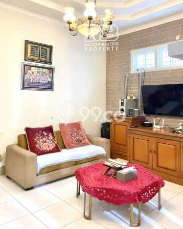 Dijual Rumah Premium dengan Fasilitas Sekitar Lengkap di Cinere, Depok Dijual Rumah Premium dengan Fasilitas Sekitar Lengkap di Cinere, Depok