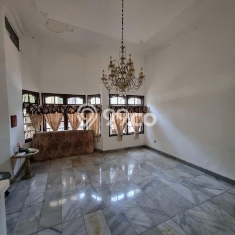 Dijual Rumah Luas Elegan Dengan View Eksklusif di Jatiwaringin, Jakarta Timur Dijual Rumah Luas Elegan Dengan View Eksklusif di Jatiwaringin, Jakarta Timur