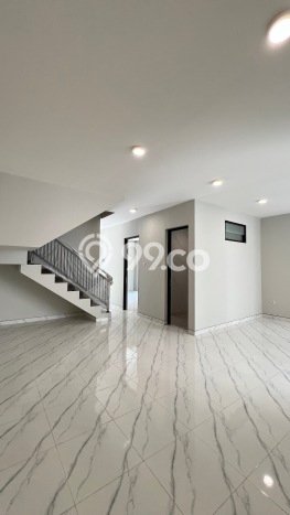 Rumah Strategis Minimalis Lb 200m2 di Kenjeran, Surabaya Rumah Strategis Minimalis Lb 200m2 di Kenjeran, Surabaya