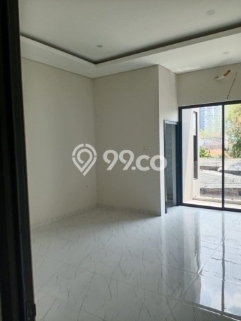 Jual Rumah Strategis Bagus Punya 3 KT di Tenggilis Mejoyo Surabaya SHM Jual Rumah Strategis Bagus Punya 3 KT di Tenggilis Mejoyo Surabaya SHM