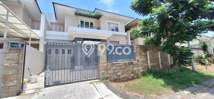 Dijual Rumah Premium dengan Fasilitas Sekitar Lengkap di Sukolilo, Surabaya Dijual Rumah Premium dengan Fasilitas Sekitar Lengkap di Sukolilo, Surabaya