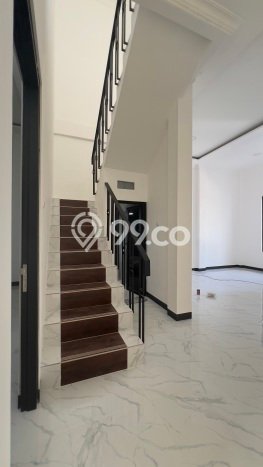 Hunian Eksklusif Dijual LT 153m2 di Mulyorejo, Surabaya Hunian Eksklusif Dijual LT 153m2 di Mulyorejo, Surabaya
