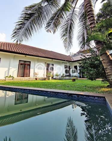 Sewa Rumah Murah di Kemang Jakarta Selatan Punya 5 Kamar Tidur Sewa Rumah Murah di Kemang Jakarta Selatan Punya 5 Kamar Tidur