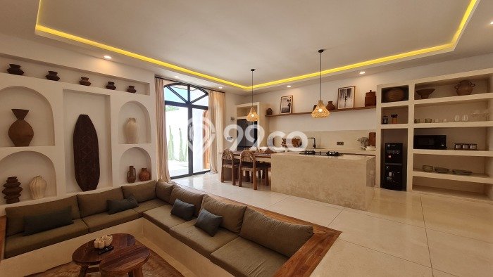 Vila Premium di , Area 235m2m², Lingkungan Asri dan aman Vila Premium di , Area 235m2m², Lingkungan Asri dan aman