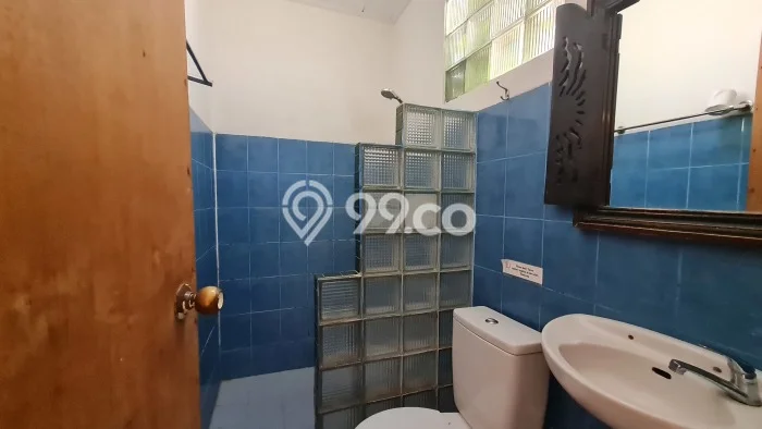Unit Komersial Tersedia di Sanur Spesifikasi LB 400m2 Unit Komersial Tersedia di Sanur Spesifikasi LB 400m2